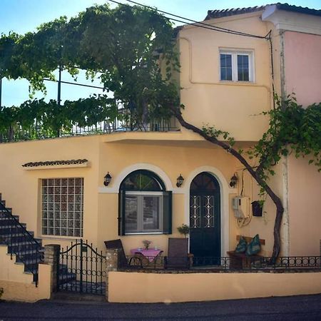 Nafsikas Apartment - Ipsos Beach Екстериор снимка