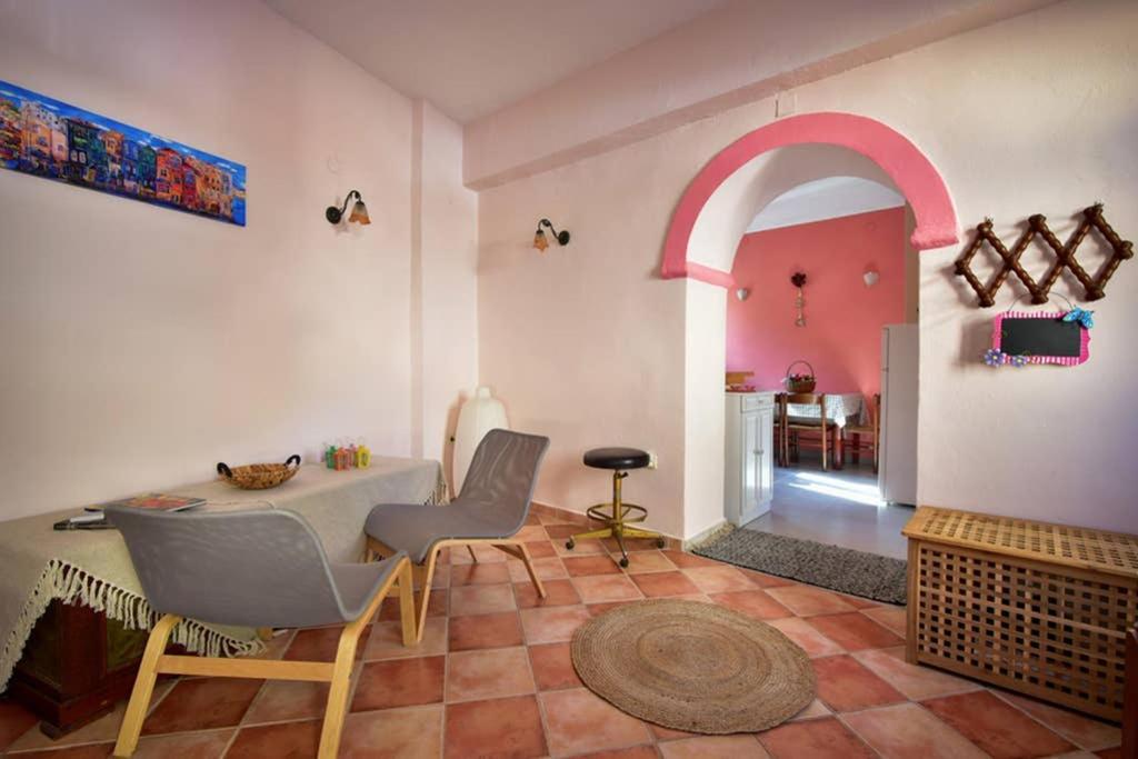 Nafsikas Apartment - Ipsos Beach Екстериор снимка