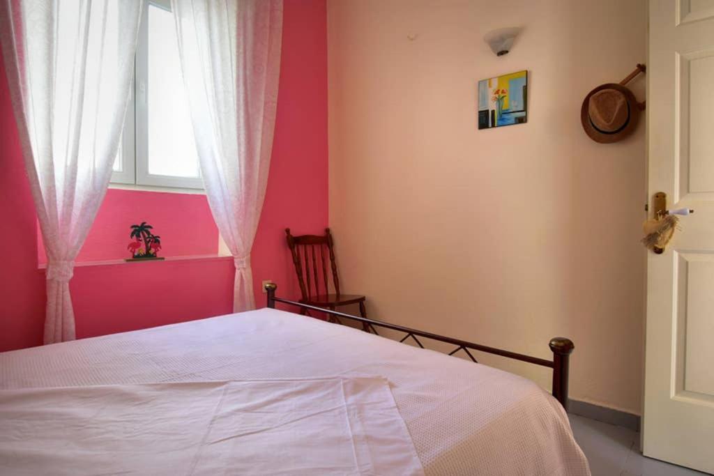 Nafsikas Apartment - Ipsos Beach Екстериор снимка